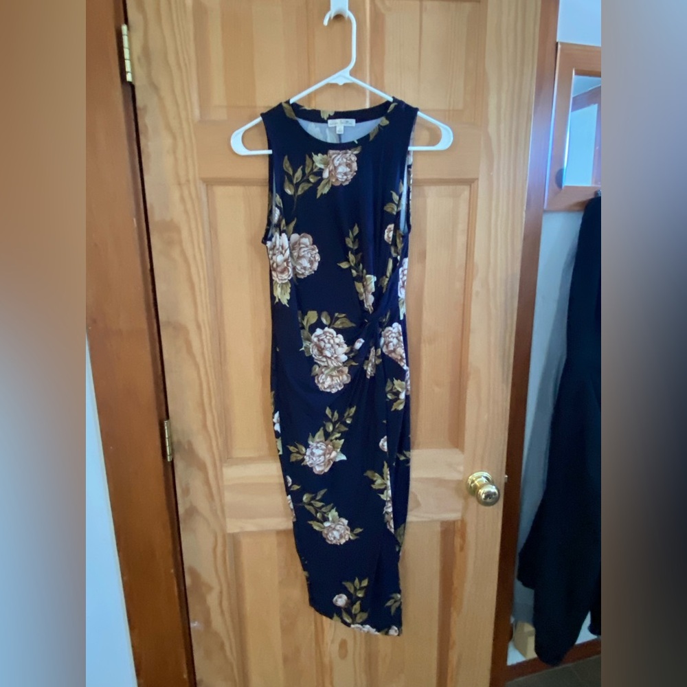 Floral Sleeveless Navy Dress